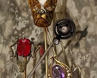 English tie pins in gold