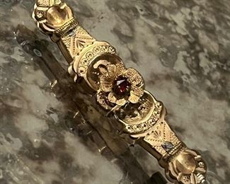 Gold bar pin circa 1860