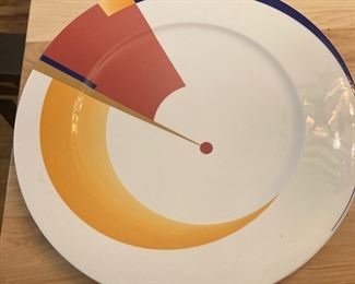 Dinner plates 12” Villeroy & Boch 12”
30 plates 