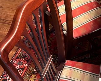 Eight Duncan Phyfe chairs and dining table 