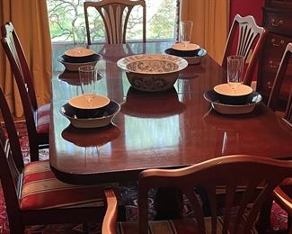 Beautiful table and chairs