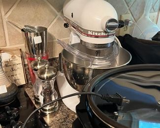 So many fabulous kitchen items