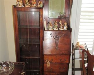 Hummels, beautiful mahogany side by side, wall shelf, McCoy, Hull