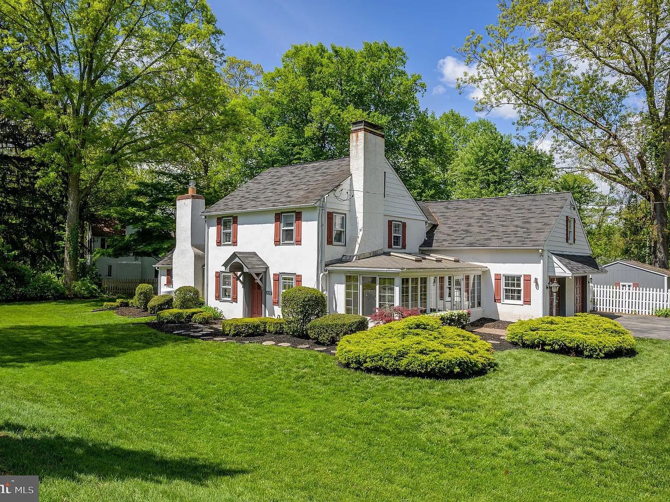 Hydrangeas’ Estate Sales In Doylestown starts on 7/1/2023