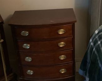 4-drawer chest - there are 2 of them