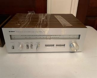 Yamaha stereo tuner 