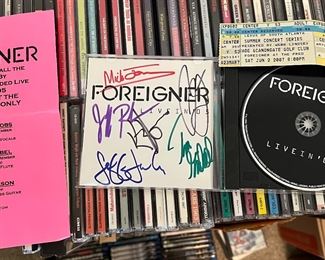 CD autographed by members of Foreigner (and provenance)!