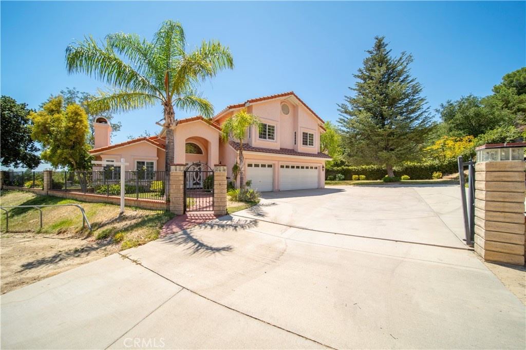 Granada Hills Estate Sale, full house, lovely... starts on 6/25/2023