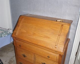 drop leaf desk