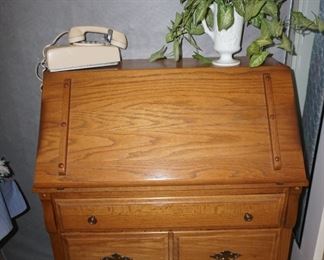 drop leaf desk, vintage wall phone, floral, queen box springs