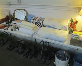 bedding and blankets