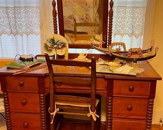 Woodcraft Berea College Student Industries, Berea, KY Vanity