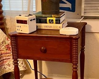 Woodcraft Berea College Student Industries Berea KY Nightstand/Accent Table