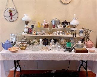 Vintage Tea Pots, Lamps, Salt Pepper Shakers