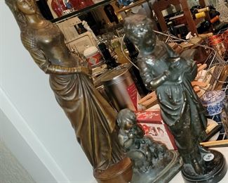 Bronze and bronze-look statues