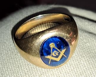 Gold Shriner's Ring