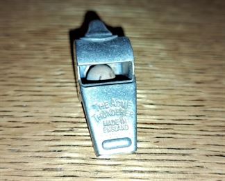 THE ACME THUNDERER ENGLAND WHISTLE