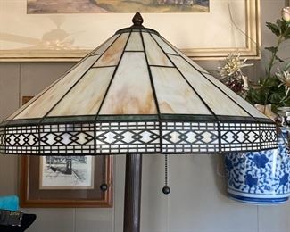 Tiffany Style Floor Lamp White Stained Glass