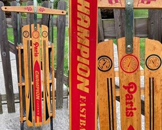 Vintage Champion Fastback Paris Snow Sled