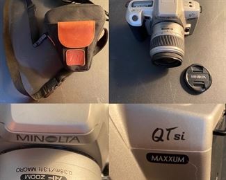 Minolta QT si MAXXUM AF Zoom 35 mm Camera and case