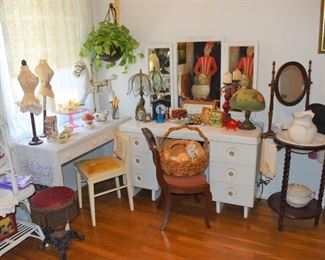 Back Bedroom Overview