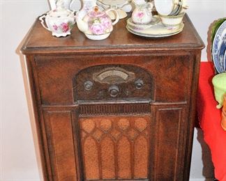 Begin FRONT ROOM Closeups