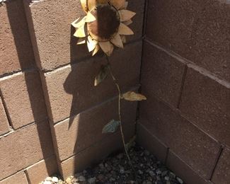 Metal sunflower