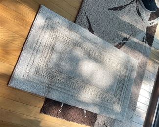 . . . accent floor rugs