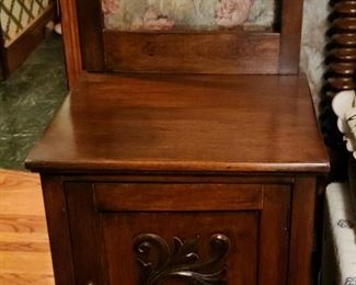 Pitcher and bowl wash stand