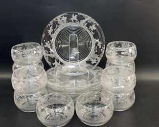 VINTAGE ETCHED Imperial Fox Hunt or Horse Race Scene SCENE GLASS PLAYES AND BOWLS
