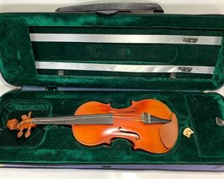 2004 Woodbridge Vivace Wooden Violin Size 3/4 In Protective Case
