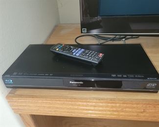 Panasonic Blue-Ray Player w/remote