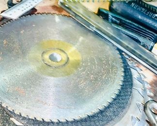 SAW BLADES, AIR HOSES