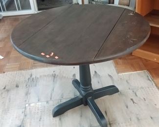 SMALL DROP LEAF BREAKFAST TABLE