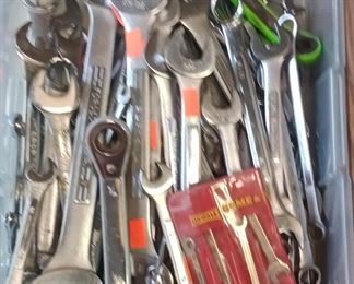 PILE OF BOX WRENCHES