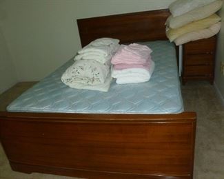 Retro Full size bed