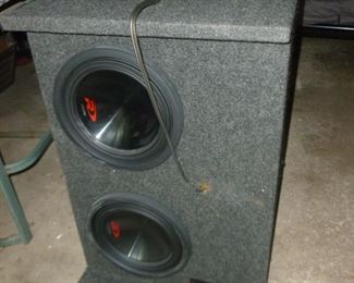 Alpine (2) 10" Type R subs in a ported box