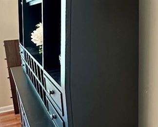 Ethan Allen Christopher Buffet with Breakfast Hutch includes plenty of Storage and Display Space.. 