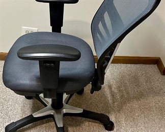 Ergonomic Desk Chair, Swivel and Rocker, adjustable height