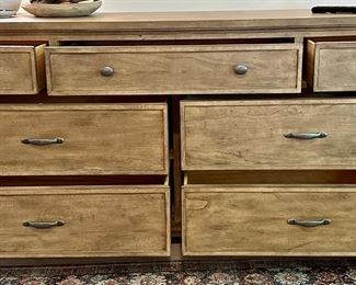 Ethan Allen "Dexter Media Dresser, 7 Drawers and Middle Upper Drawer Opens for Cable or Set Top Apple or Roku Components
