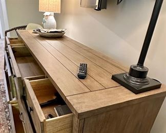 Ethan Allen "Dexter Media Dresser, 7 Drawers and Middle Upper Drawer Opens for Cable or Set Top Apple or Roku Components