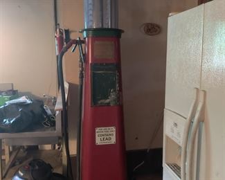 Original 7ft light up gas pump