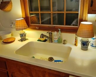 crock style lamp set