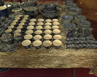 Calico dinnerware collection