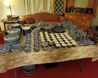 Calico dinnerware collection