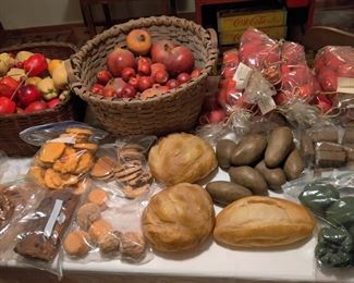 high quality deco food, fruit, and pumpkins