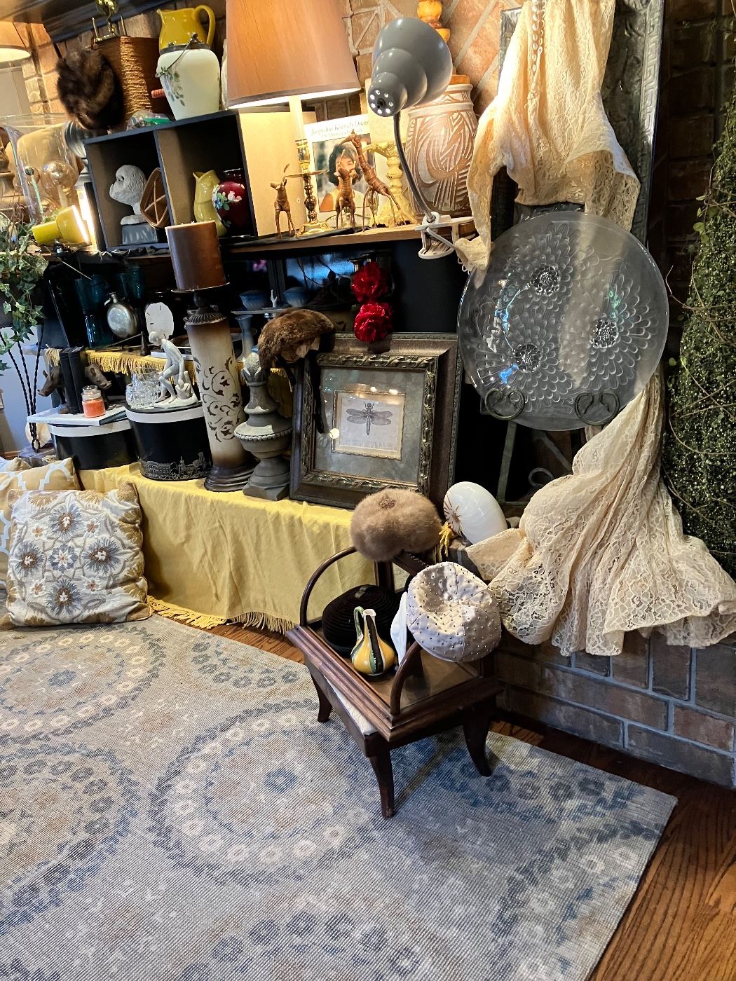 EXTRA Nice Quality Estate Sale in Bolivar, MO starts on 7/6/2023