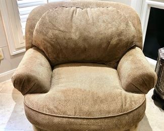 Henredon down filled chair