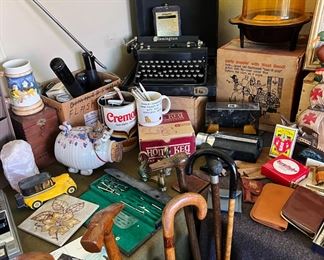 Tons of vintage treasures!
