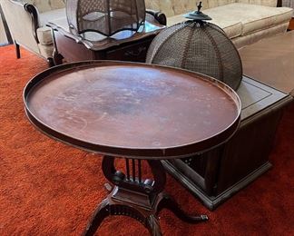 Harp table